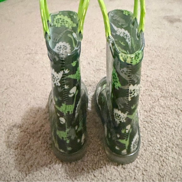 Light Up, Dinosaur Print Kids Rain Boots Size 13 - Picture 6 of 8